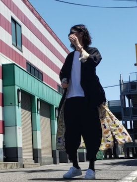 「COS（コス）のアイテム（シューズ）」を使った、はーるきんぽんさん（メンズ・183cm）の春コーディネート