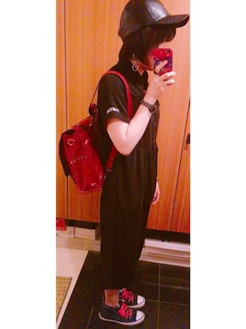 「PUNYUS（プニュズ）のアイテム（オールインワン・サロペット）」を使った、Kanaeさん（レディース・163cm）の秋コーディネート