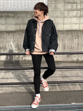 「UNIQLO（ユニクロ）のWOMEN ウルトラストレッチジーンズ（デニムパンツ）」を使った、Ryoさん（メンズ・172cm）の春コーディネート