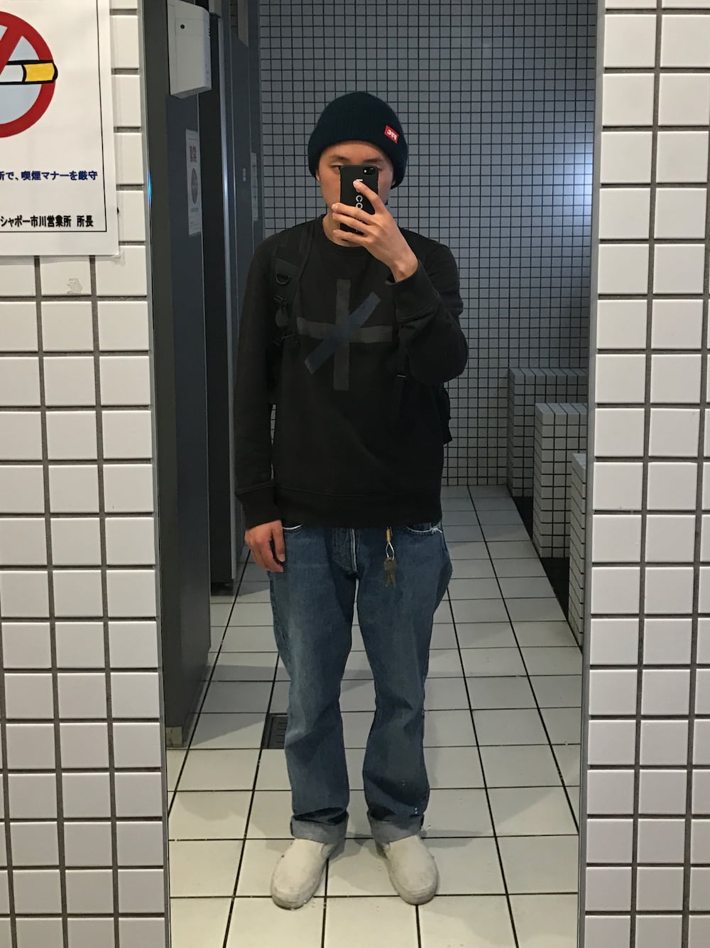 「Saturdays NYCのアイテム（トップス、ブラック系）」を使った、Tetsuさん（メンズ・171cm）の春コーディネートの1枚目の写真