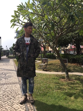 「GIVENCHY（ジバンシイ）のアイテム（モッズコート）」を使った、Weng Tangさん（メンズ・178cm）の冬コーディネート