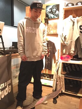 N.Y.A STORE｜FUCKING AWESOMEのパーカーを使ったコーディネート - WEAR