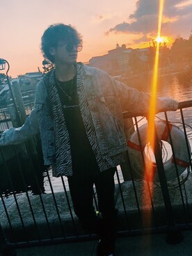 「Champion（チャンピオン）のアイテム（Tシャツ/カットソー、ブラック系）」を使った、Shingoさん（メンズ・170cm）の夏コーディネート