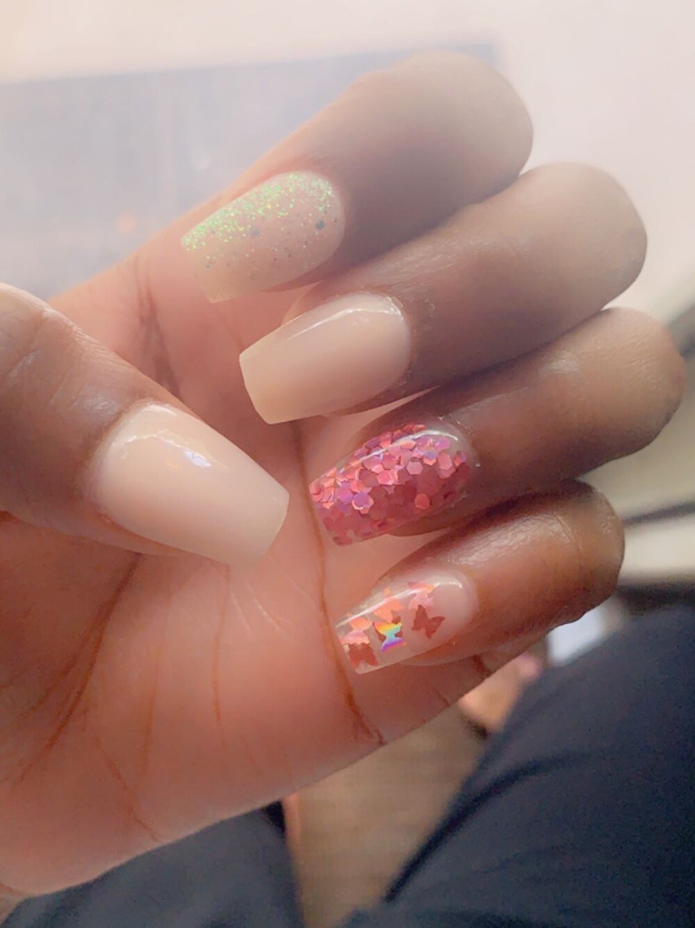「nail art、nailart、nails、naildesign」｜「SHELLACのアイテム（マニキュア/ジェルネイル、ピンク系）」を使った、ddivine1さん（レディース・168cm）の秋コーディネートの1枚目の写真