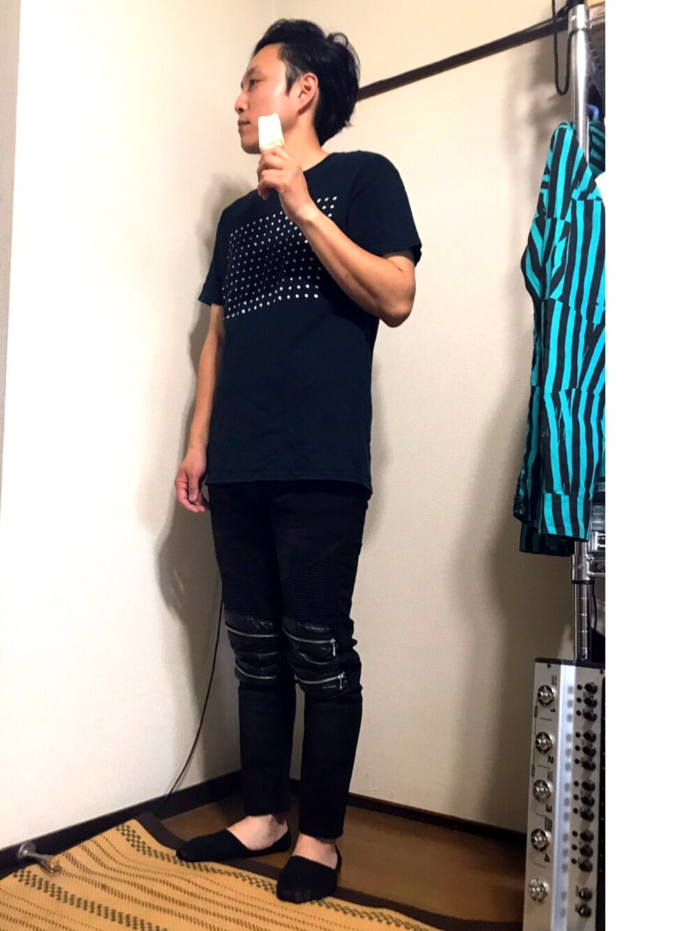 「アイスクリーム」｜「LAWSONのアイテム（その他、ホワイト系）」を使った、seiyaさん（メンズ・170cm）の夏コーディネートの1枚目の写真