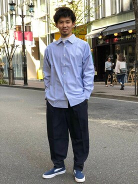 「EN ROUTE（アンルート）の＜EN ROUTE（アンルート）＞ ポリエステル ツイル パイピング 2プリーツ （その他パンツ、ブルー系）」を使った、MKさん（メンズ・170cm）の春コーディネート