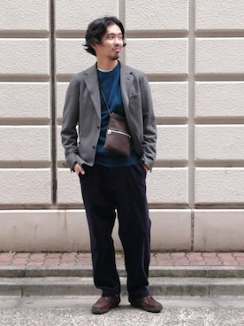 「UNITED ARROWS（ユナイテッドアローズ）の＜UNITED ARROWS＞ コーデュロイ ノープリーツ ストレートパンツ（その他パンツ、ブルー系）」を使った、MKさん（メンズ・170cm）の秋コーディネート