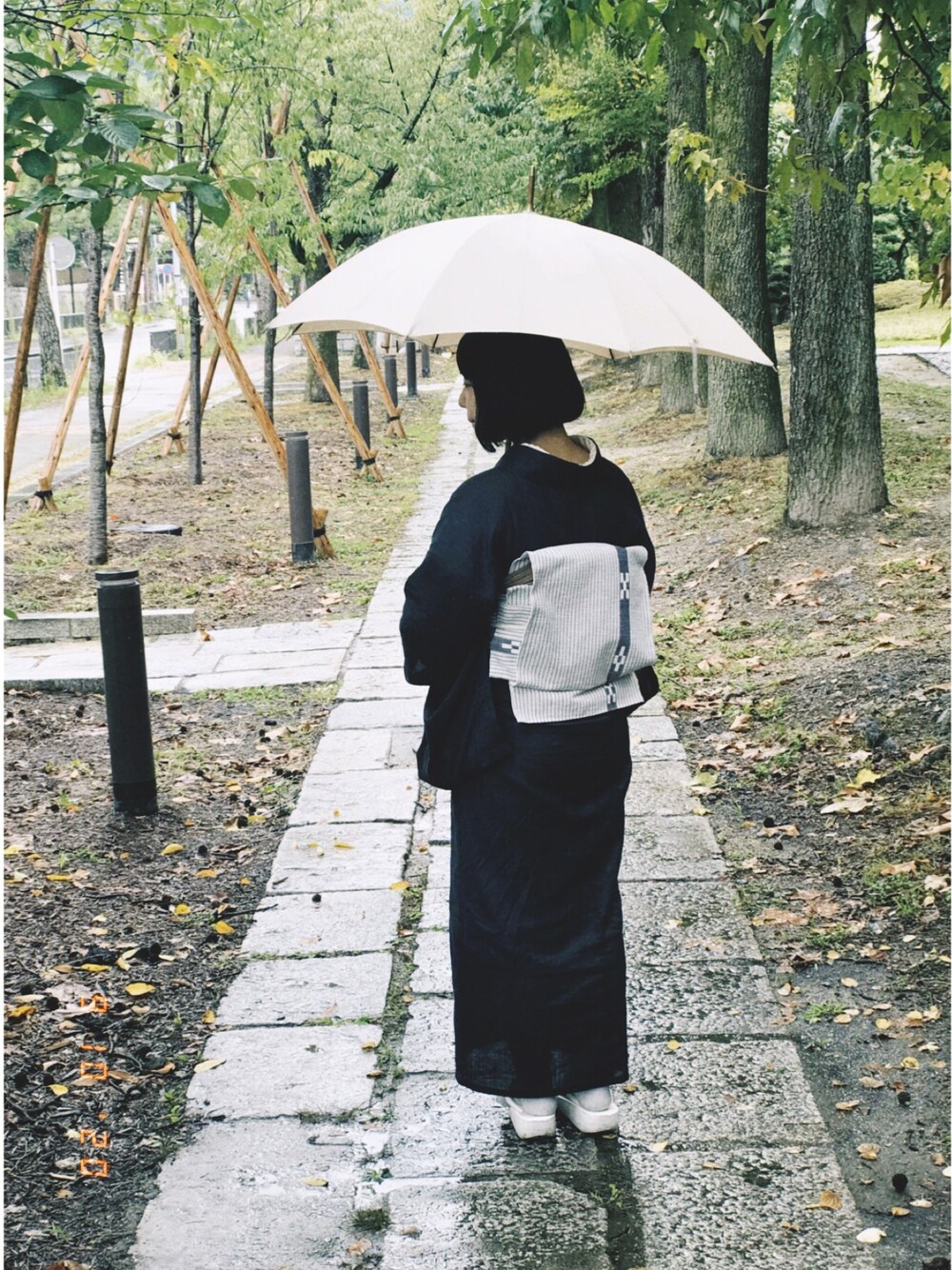 「theyardのアイテム（着物、グレー系）」を使った、reiiさん（レディース・153cm）の秋コーディネートの1枚目の写真