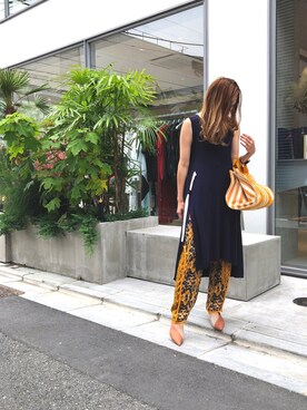 「muller of yoshiokubo（ミュラーオブヨシオクボ）のアイテム（その他パンツ）」を使った、ともみさん（レディース・158cm）の夏コーディネート