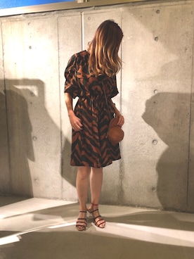 「JW Anderson（ジェイダブリューアンダーソン）のアイテム（バッグ）」を使った、ともみさん（レディース・158cm）の夏コーディネート