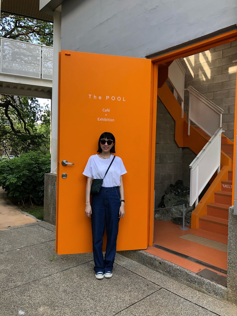 「ootd、夏、converse、BAO BAO ISSEY MIYAKE」｜「gentle monsterのアイテム（サングラス、ブラック系）」を使った、yiitii さん（レディース・160cm）の春コーディネートの1枚目の写真
