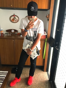 「タケオキクチ(TAKEO KIKUCHI)」｜「アイテム（キャップ）」を使った、はっしーさん（メンズ・177cm）の夏コーディネート
