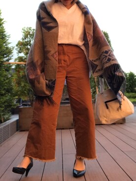 「Auntie Rosa Holiday（アンティローザホリデー）のアイテム（ストール/ショール、ピンク系）」を使った、Haruさん（レディース・152cm）の秋コーディネート