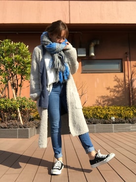 「Auntie Rosa Holiday（アンティローザホリデー）のアイテム（ストール/ショール、ブルー系）」を使った、Haruさん（レディース・152cm）の冬コーディネート