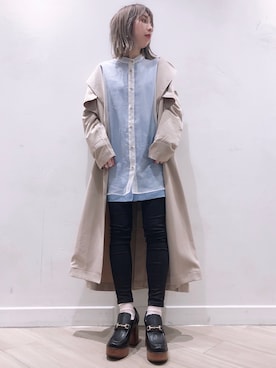 「JEANASIS（ジーナシス）のアイテム（トレンチコート）」を使った、あかりりりさん（レディース・159cm）の春コーディネート