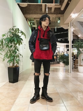 「AVIREX（アヴィレックス）のアイテム（ピーコート）」を使った、高田さん（メンズ・181cm）の秋コーディネート