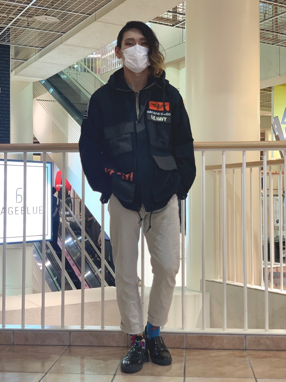 「ミリタリー、AVIREX、オーバーサイズ、ビックシルエット、新作、ootd、ゆるコーデ、秋冬コーデ、AVIREX新潟店、ファッションの力を信じよう」｜「AVIREXのオーバープリント BDUジャケット//OVER PRINT B.D.U.JACKET（ブルゾン、ブラック系）」を使った、高田さん（メンズ・181cm）の夏コーディネートの1枚目の写真