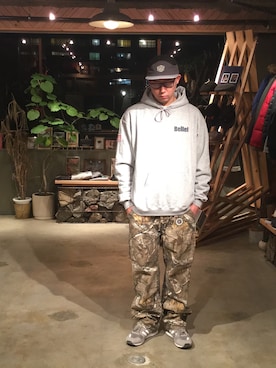 「BELIEF NYC（ビリーフニューヨーク）のアイテム」を使った、BENCHさん（メンズ・178cm）の春コーディネート