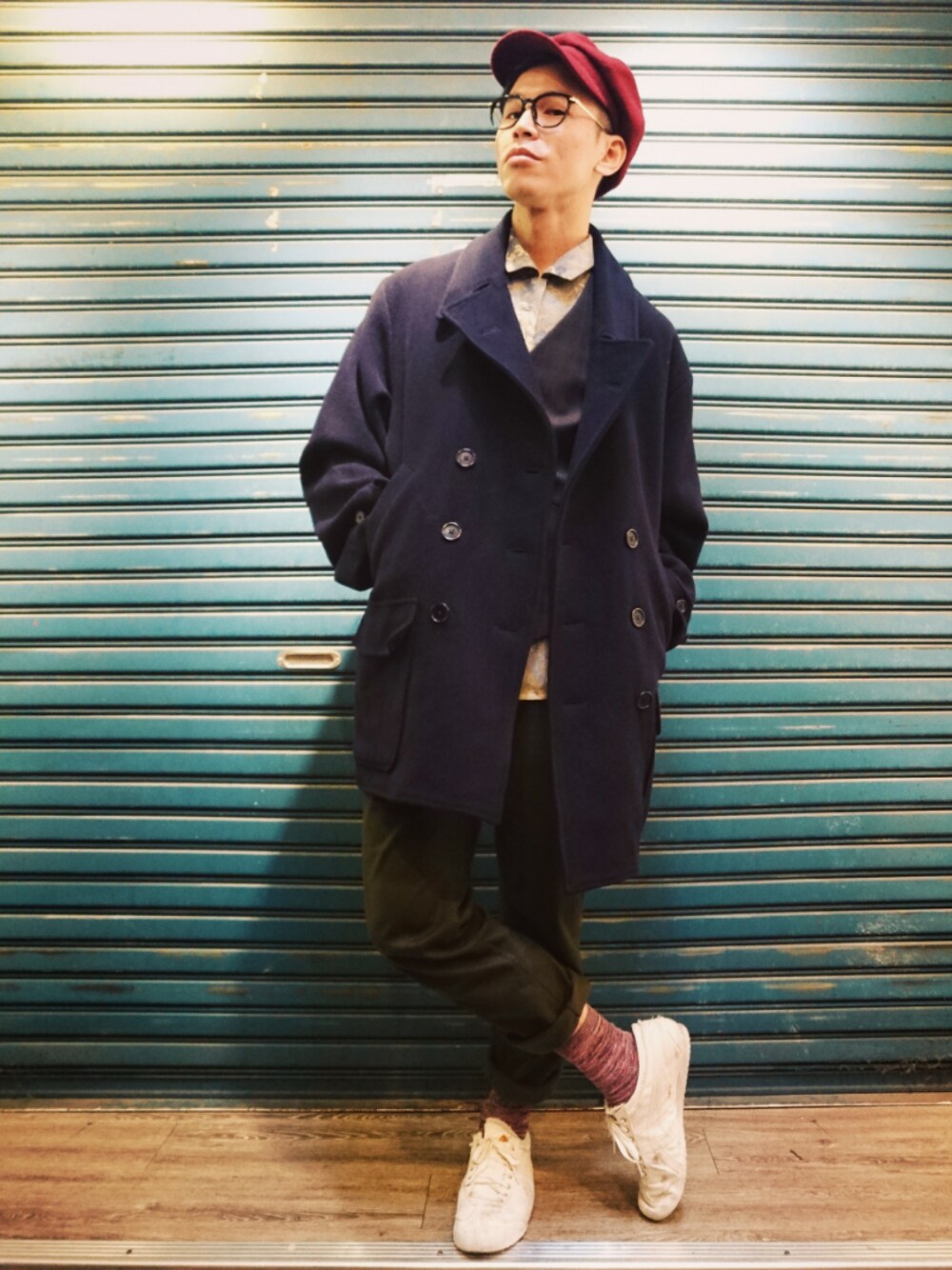 「TWOXPIECE、vintageshop、新竹市文昌街中正台夜市第六街245號、二手救春秋、冬、ootd、vintage、nogender、England、LONDON」｜「TWO PIECE 二手屋のアイテム（ダウンジャケット/コート、ブルー系）」を使った、TWO PIECE 丫撇さん（メンズ・171cm）の冬コーディネートの1枚目の写真