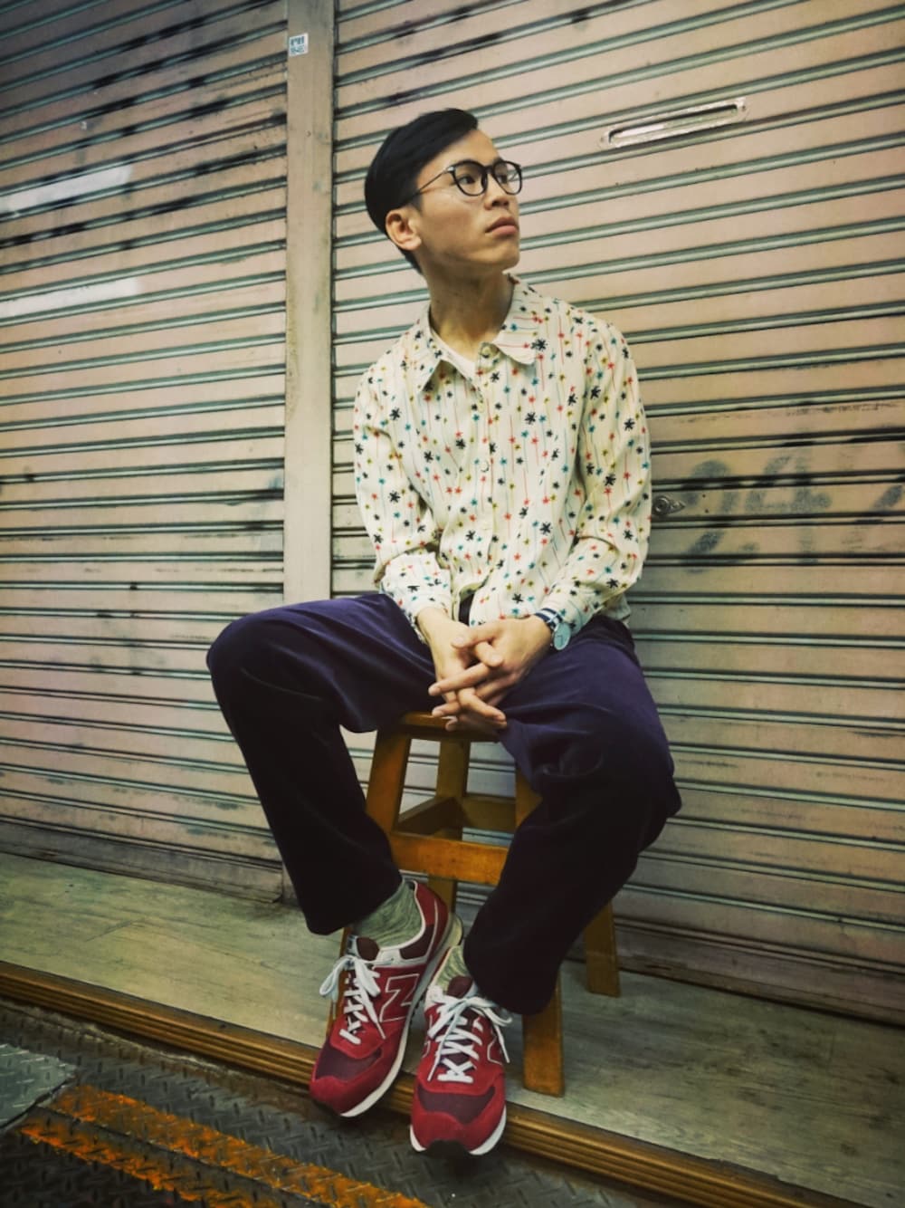 「TWOXPIECE、vintageshop、新竹市文昌街中正台夜市第六街245號、二手救春秋、ootd、vintage、nogender、outfit、day20170119」｜「TWO PIECE 二手屋のアイテム（シャツ/ブラウス、ベージュ系）」を使った、TWO PIECE 丫撇さん（メンズ・171cm）の冬コーディネートの1枚目の写真