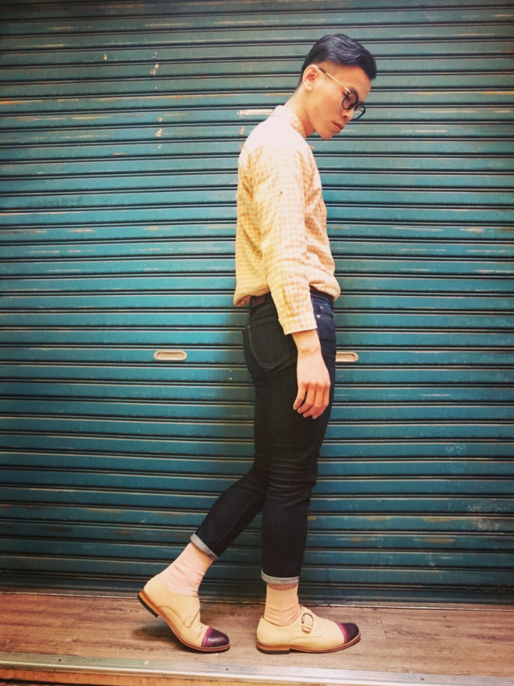 「TWOXPIECE、vintageshop、新竹市文昌街中正台夜市第六街245號、二手救春秋、ootd、nogender、vintage、England、LONDON、outfit」｜「sweet villiansのアイテム（その他シューズ、ベージュ系）」を使った、TWO PIECE 丫撇さん（メンズ・171cm）の冬コーディネートの1枚目の写真