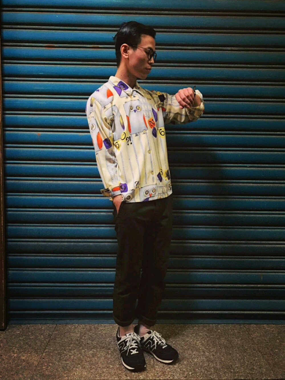 「TWOXPIECE、vintageshop、新竹市文昌街中正台夜市第六街245號、二手救春秋、ootd、vintage、nogender、古着、古着MIX、casual」｜「TWO PIECE 二手屋のアイテム（シャツ/ブラウス、イエロー系）」を使った、TWO PIECE 丫撇さん（メンズ・171cm）の春コーディネートの1枚目の写真