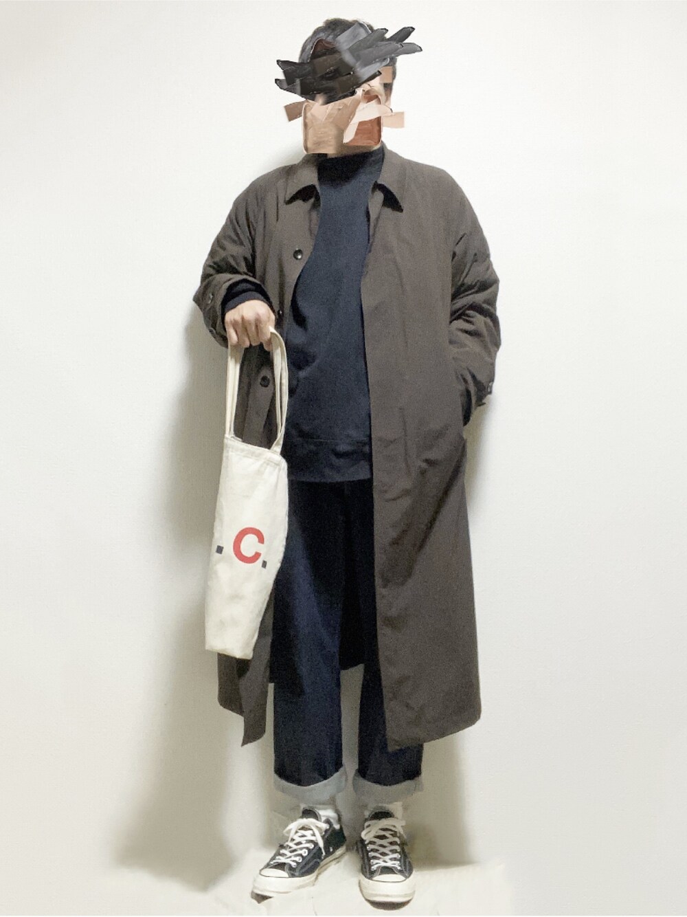 「ビッグシルエット、スウェット、Steven Alan、UNIQLO、converse、CT70s、シンプル、シンプルコーデ」｜「A.P.C.のアイテム（トートバッグ、ホワイト系）」を使った、たくさん（メンズ・175cm）の冬コーディネートの1枚目の写真
