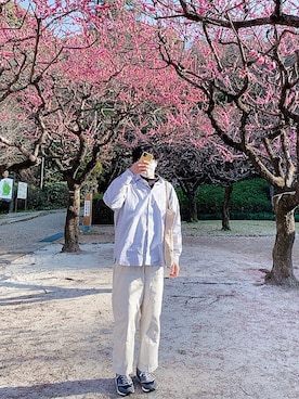 「MARGARET HOWEEL」｜「アイテム（パンツ）」を使った、たくさん（メンズ・175cm）の春コーディネート