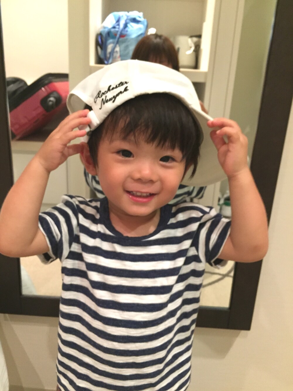「沖縄」｜「Championのアイテム（キャップ、ホワイト系）」を使った、kokimisanさん（キッズ・90cm）の秋コーディネートの1枚目の写真