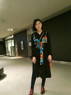 「LILY BROWN（リリーブラウン）のビスチェ付シャツワンピース（ワンピース、ブラック系）」を使った、YuuNa_ ღさん（レディース・163cm）の冬コーディネート