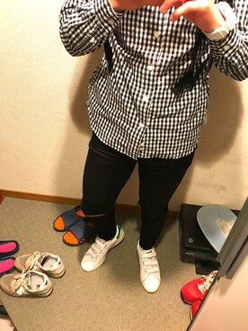 「UNIQLO（ユニクロ）のアイテム（シャツ/ブラウス、ホワイト系）」を使った、Shujiさん（メンズ）の春コーディネート