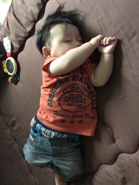 「e.a.B（エーアーベー）のアイテム（トップス）」を使った、cocotaroさん（キッズ・70cm）の秋コーディネート