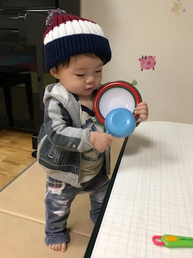 「9ヶ月」｜「アイテム（ニットキャップ/ビーニー）」を使った、cocotaroさん（キッズ・70cm）の冬コーディネート