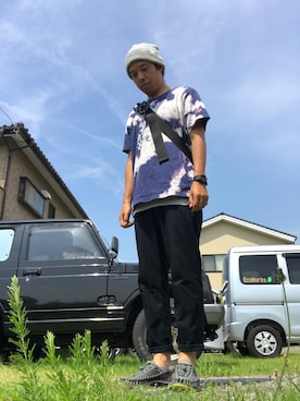 「and wander（アンドワンダー）のアイテム（メッセンジャーバッグ）」を使った、まつさん（メンズ・173cm）の夏コーディネート
