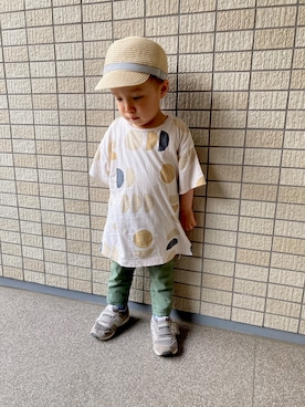 「BREEZE（ブリーズ）のアイテム（チノパンツ）」を使った、kontsuさん（キッズ・90cm）の春コーディネート