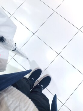 「NIKE（ナイキ）のアイテム（スリッポン）」を使った、た く み さん（メンズ・173cm）の冬コーディネート