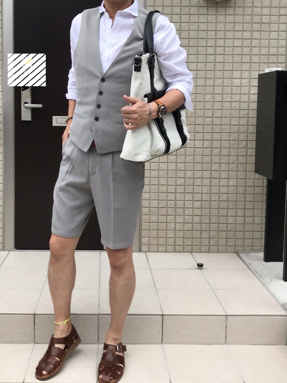 「おしゃれさんと繋がりたい、セットアップ、今日のコーデ、きれいめカジュアル、いいね、save、フォローお願いします🤑、サンダル、ニットベスト、パラブーツ、グルカサンダル」｜「33Degreesの[33DEGREES/サーティスリーディグリーズ] フレンチリネン7分袖シャツ（シャツ/ブラウス、ホワイト系）」を使った、zizitownさん（メンズ・175cm）の夏コーディネートの1枚目の写真