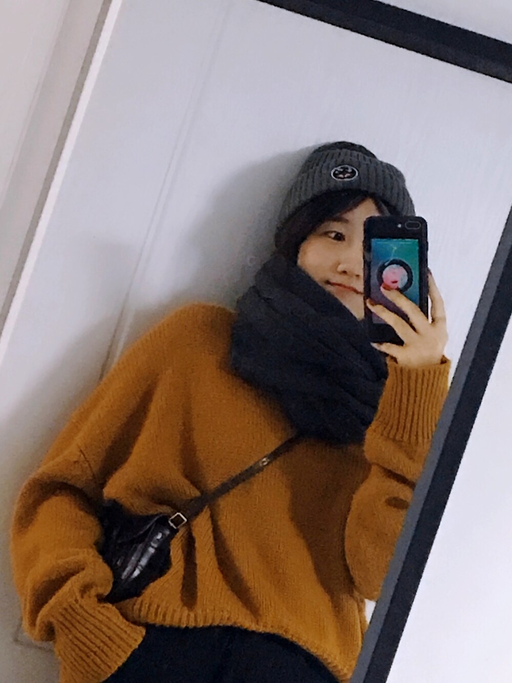 「shopping DAY、shopping」｜「selnofieのアイテム（ニット/セーター、オレンジ系）」を使った、SandraWhoooさん（レディース・167cm）の冬コーディネートの1枚目の写真