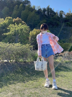 「おちびさん」｜「アイテム（トートバッグ）」を使った、Kiさん（レディース・150cm）の春コーディネート