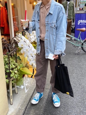 「チャックテイラー」｜「アイテム（デニムジャケット）」を使った、おさん（メンズ・174cm）の春コーディネート