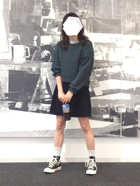 「OPENING CEREMONY（オープニングセレモニー）のアイテム（スウェット）」を使った、sumire さん（レディース・157cm）の春コーディネート