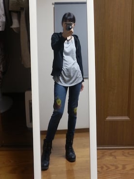 「Michal Negrin（ミハエル ネグリン）のアイテム（アクセサリー）」を使った、Dorisさん（レディース・157cm）の春コーディネート