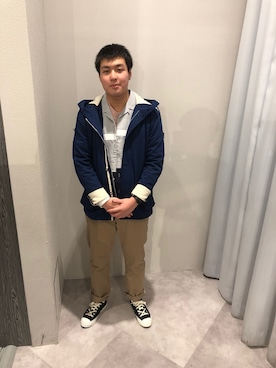 「アイテム（マウンテンパーカー）」を使った、HVC与野店さん（メンズ・176cm・10代）の春コーディネート