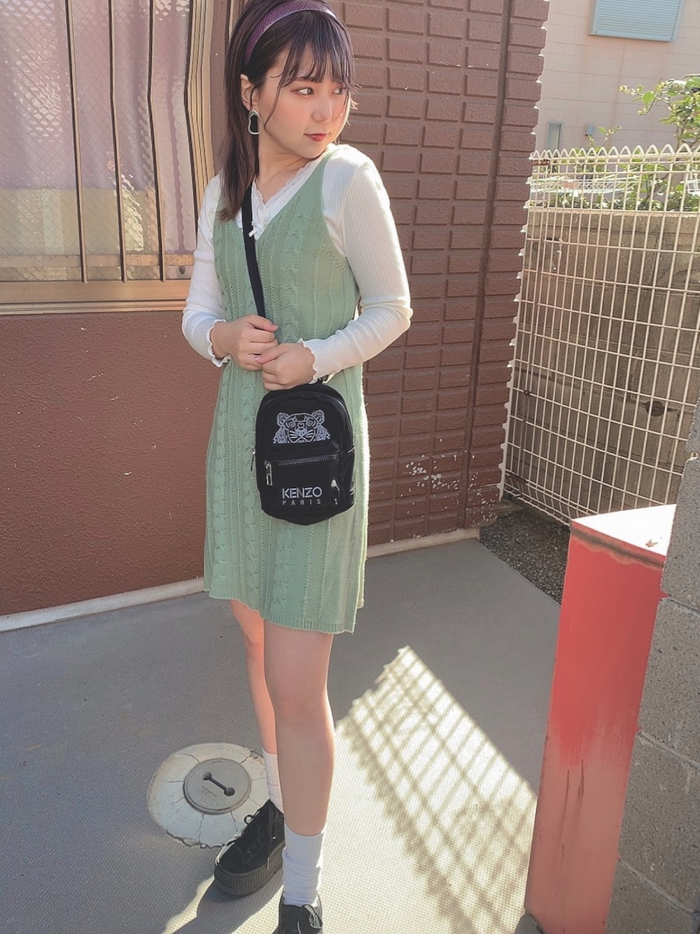 「春、オトナ女子、ピスタチオ、低身長、カジュアル、おしゃれさんと繋がりたい、プチプラコーデ、楽チンコーデ、ラフ、タイトスカート」｜「coca（coca）のアイテム（ワンピース/ドレス、グリーン系）」を使った、manaさん（レディース・152cm）の春コーディネートの1枚目の写真