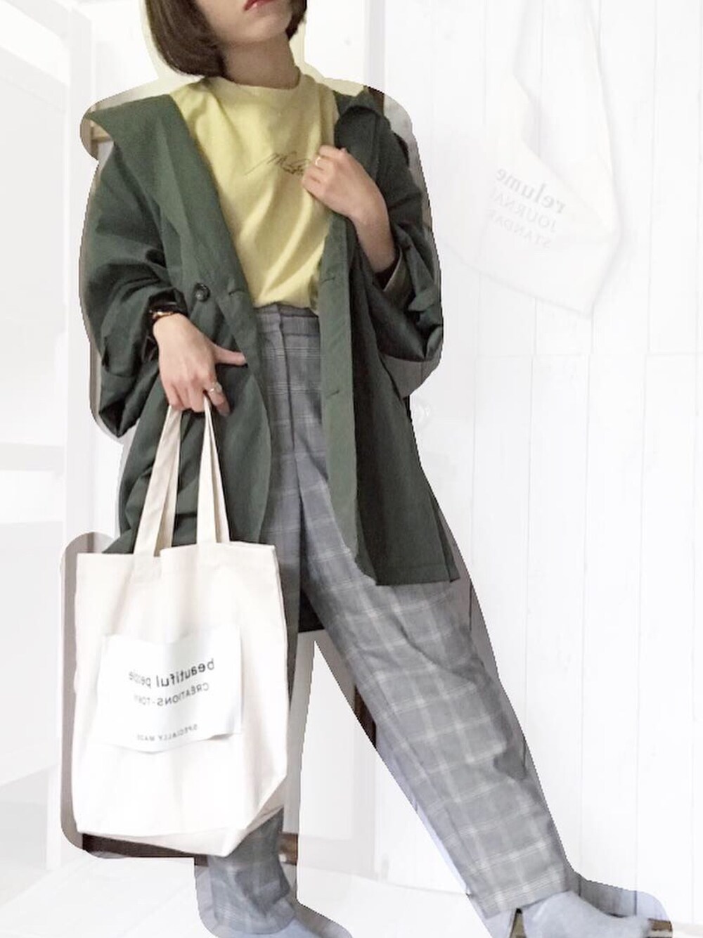 「春コーデ、大人カジュアル、おしゃれさんと繋がりたい、今日のコーデ、トレンチコート、ショート丈、スプリングコート、19ss、reca、プチプラ」｜「recaの【ZOZOTOWN限定】フード取り外しOK! ショート丈トレンチコート 2019S/S（トレンチコート、グリーン系）」を使った、a  m  eさん（レディース・154cm）の春コーディネートの1枚目の写真