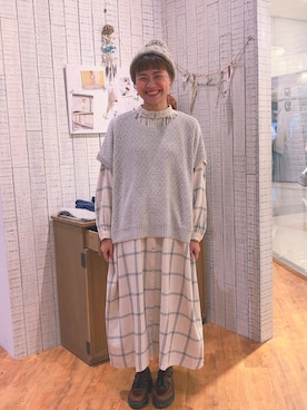 「ehka sopo（エヘカソポ）のアイテム（ニットキャップ/ビーニー）」を使った、Jenny Liuさん（レディース・160cm）の秋コーディネート