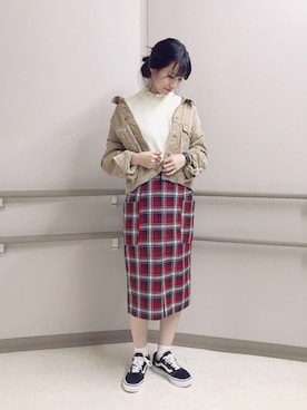 「赤チェック」｜「アイテム（その他アウター）」を使った、aymmさん（レディース・166cm）の秋コーディネート