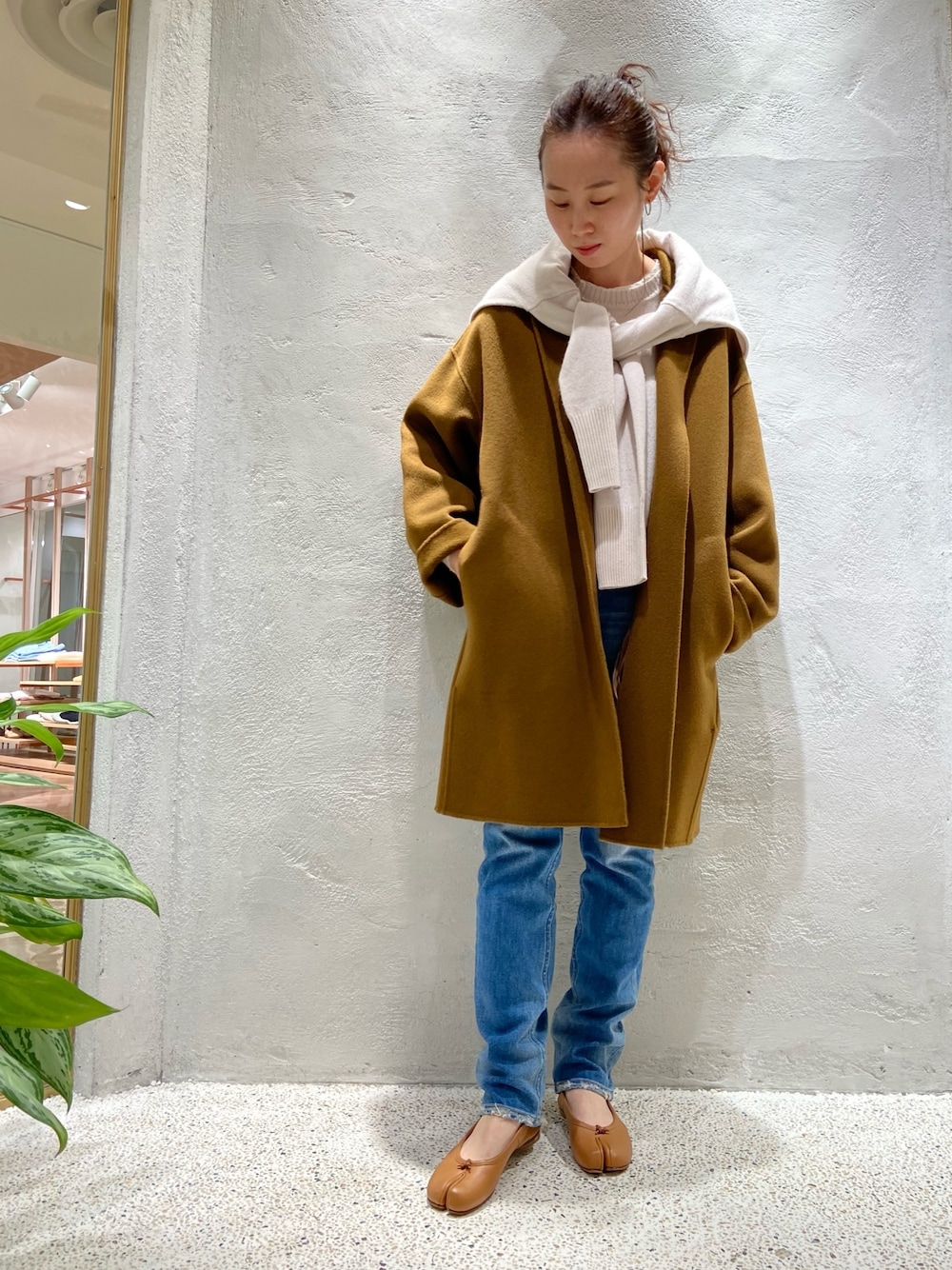 2726y美品 カレンソロジーふわふわカシミヤ100%ロゴ刺繍長袖ニット