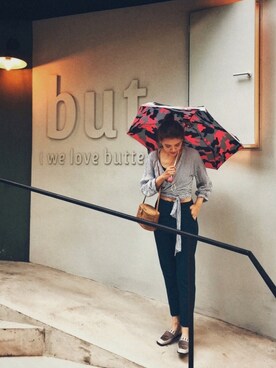 「NO216（ナンバー216）のアイテム」を使った、Lily Kaoさん（レディース・168cm）の秋コーディネート