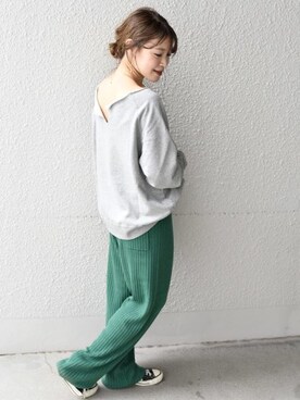 「Khaju（カージュ）のアイテム（その他パンツ）」を使った、Arakawaさん（レディース・156cm）の秋コーディネート